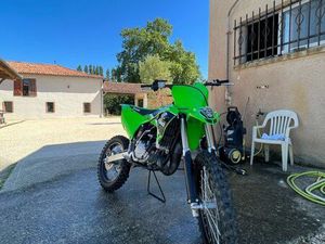85 KX 2022