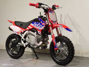 YCF 50A LIMITED EDITION GEICO - ENVOI/REPRISE POSSIBLE