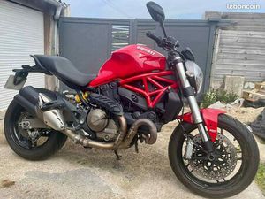 DUCATI MONSTER 821 ABS