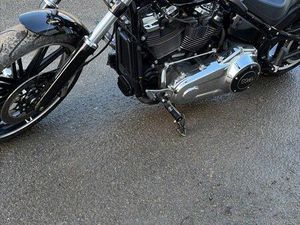 HARLEY DAVIDSON 114 BREAKOUT