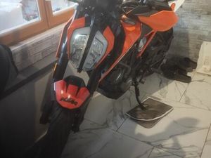 125 KTM