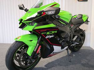 KAWASAKI ZX10R KRT PERFORMANCE