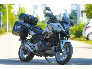 HONDA NC 750X DCT KOFFER UND NIEDRIGE SITZBANK
