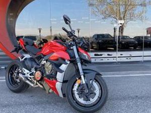 DUCATI STREETFIGHTER V4 AKRAPOVIC 7700KM