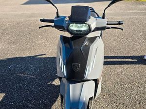 SCOOTER PEUGEOT