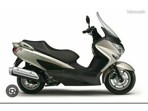 SUZUKI BURGMAN 125 BON ETAT