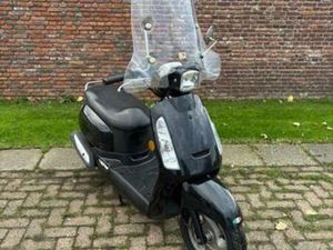 SYM TONNIK SNOR SCOOTER — SCOOTERS | SYM — MARKTPLAATS
