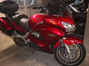 À VENDRE MOTO PAN EUROPÉENNE