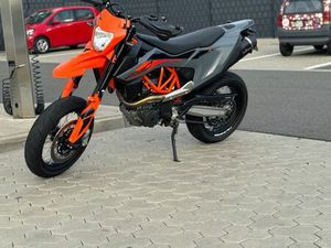 KTM 690 SMCR