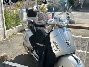 VESPA GTS 300