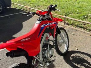 CRF 125 MOTO