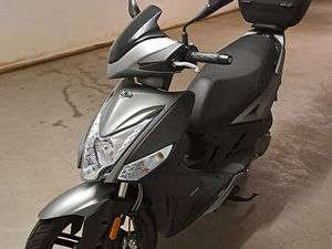 ROLLER KYMCO AGILITY 125 + CANTON THURGOVIE -