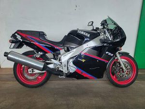 YAMAHA FZR 1000 CANTON LUCERNE -