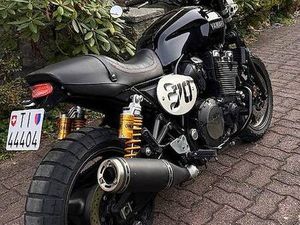 YAMAHA XJR 1300 CANTON TESSIN -