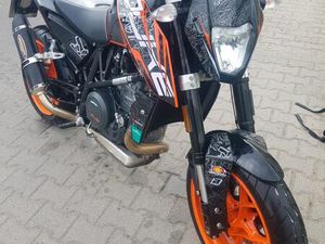 KTM DUKE 690