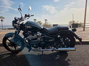 ROYAL ENFIELD - SUPER METEOR 650