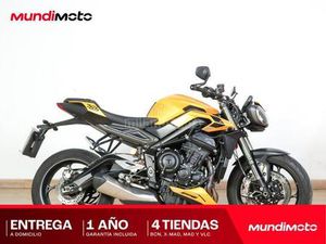 TRIUMPH - STREET TRIPLE