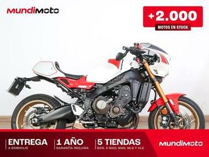 YAMAHA - XSR900