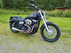 HARLEY-DAVIDSON DYNA STREET BOB FXDB