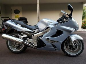 KAWASAKI ZZR-1200