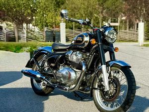 ROYAL ENFIELD CLASSIC 650