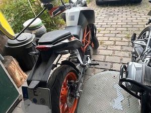KTM 390 DUKE