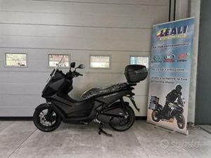 KYMCO X-TOWN 125I SKYTOWN 125I