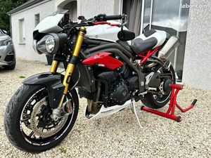 TRIUMPH 1050 SPEED TRIPLE R