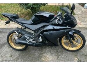 YAMAHA YZF R125
