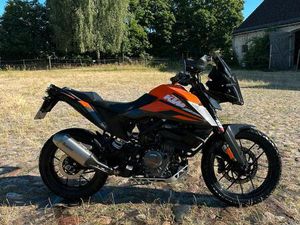 KTM ADVENTURE 390
