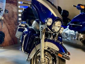 HARLEY-DAVIDSON ELECTRA GLIDE ULTRA CLASSIC