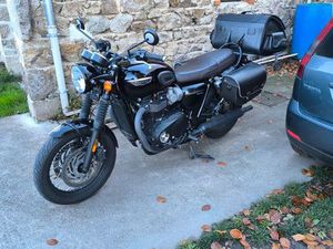 TRIUMPH BONNEVILLE T120 BLACK
