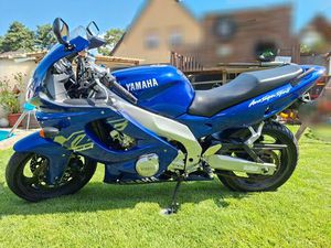 YAMAHA YZF 600 R