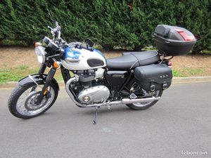 TRIUMPH BONNEVILLE NOMBREUSES OPTIONS