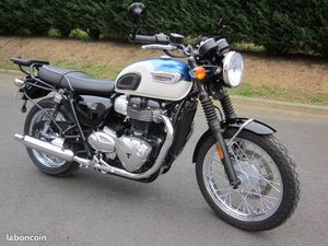 TRIUMPH NOMBREUSES OPTIONS