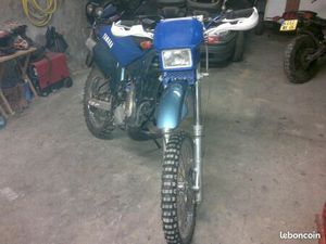 MOTO YAMAHA 125 DTR