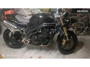 SPEED TRIPLE 1050