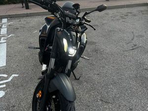 MT07 FULL BLACK 2021