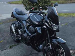 KAWASAKI - Z750
