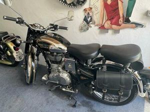 ROYAL ENFIELD - 500 CLASSIC