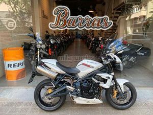 TRIUMPH - STREET TRIPLE R