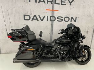 FLHTK ELECTRA GLIDE ULTRA LIMITED BLACK FINISH114