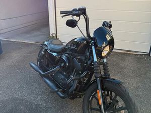 HARLEY DAVIDSON IRON 1200