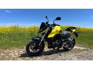 HONDA CB 750 HORNET - GARANTIE BIS 05/29, 1. HD.