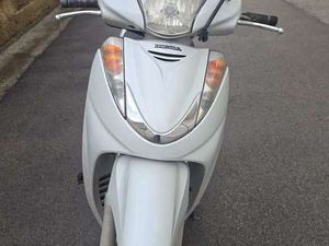 HONDA SH 300 BIANCO
