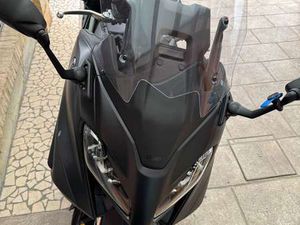 YAMAHA TMAX 560 STANDARD NERO