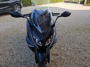 KYMCO AK 550 ETS SUPER TOURING