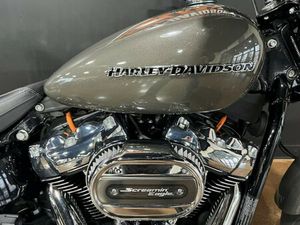 2019 HARLEY-DAVIDSON® FXBRS - SOFTAIL® BREAKOUT® 114