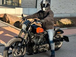 HARLEY-DAVIDSON STREET BOB 114 ( A2 STARTKLAR)