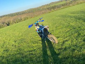 DORADO VMX 125 CC PIT BIKE